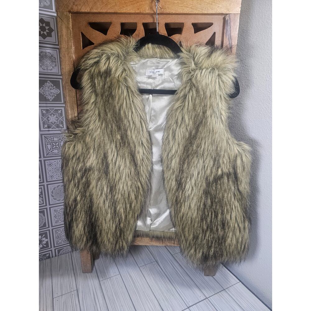 Tribal Jeans Faux Fur Vest- Estimated Retail- $60